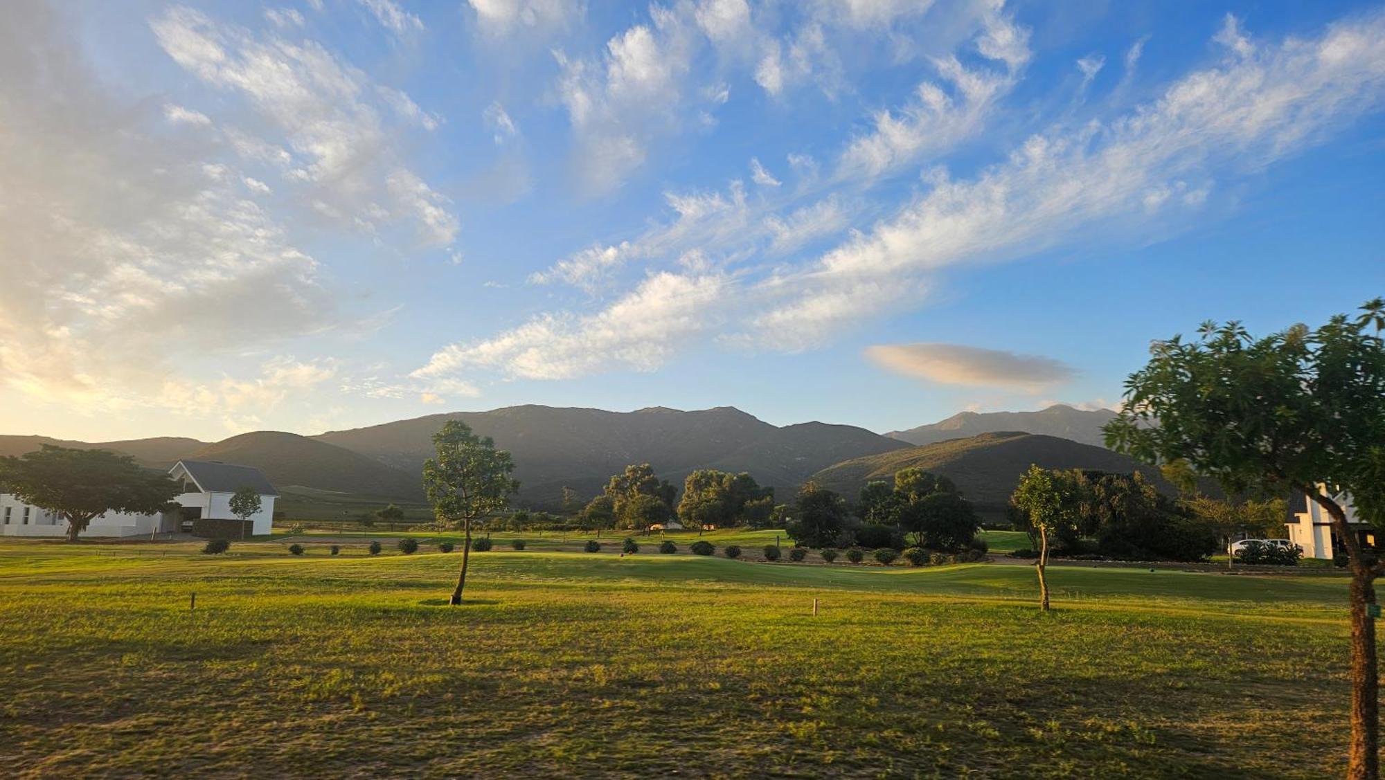 Lily'S Rest, Village On Silwerstrand, Robertson Exterior foto